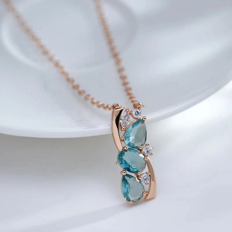 Light Blue Sky Collana