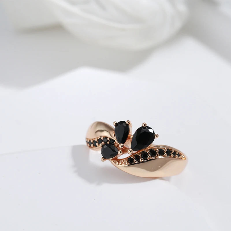 Black Floral Anello